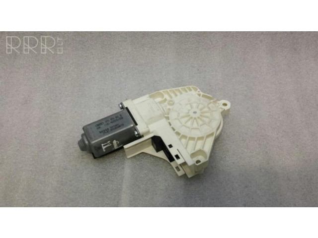 Передний двигатель механизма для подъема окон