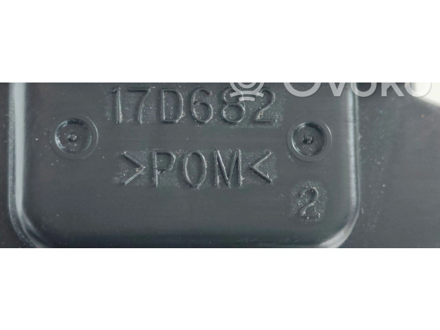 Ручка стеклоочистителей 17D682 Mazda 3 I