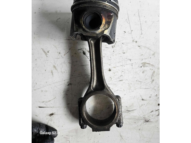 Píst Volkswagen Transporter - Caravelle T5