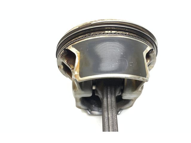 Поршень с шатуном EHB 68088072AF Jeep Cherokee