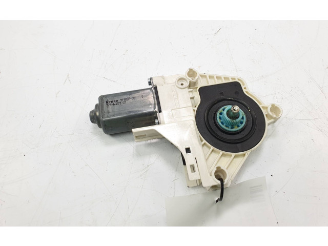 Передний двигатель механизма для подъема окон