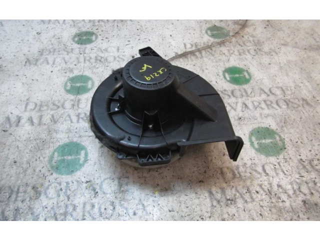 Вентилятор печки 6R1819015 Audi A1