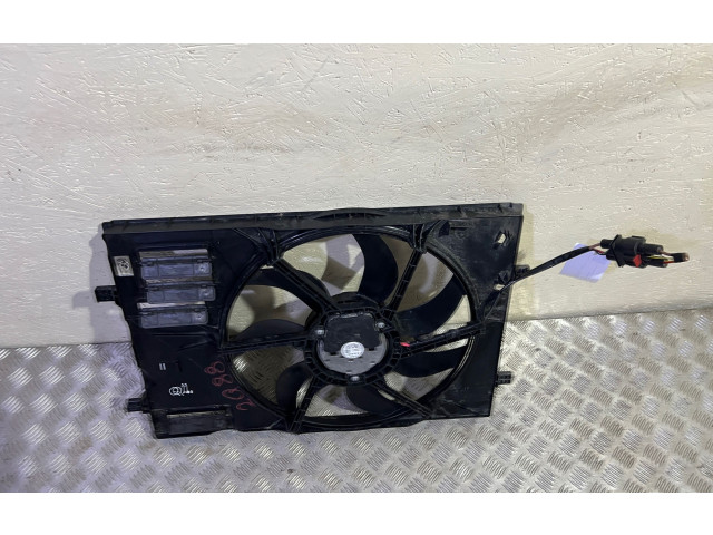 Вентилятор радиатора 5Q0121203D Audi Q2 -