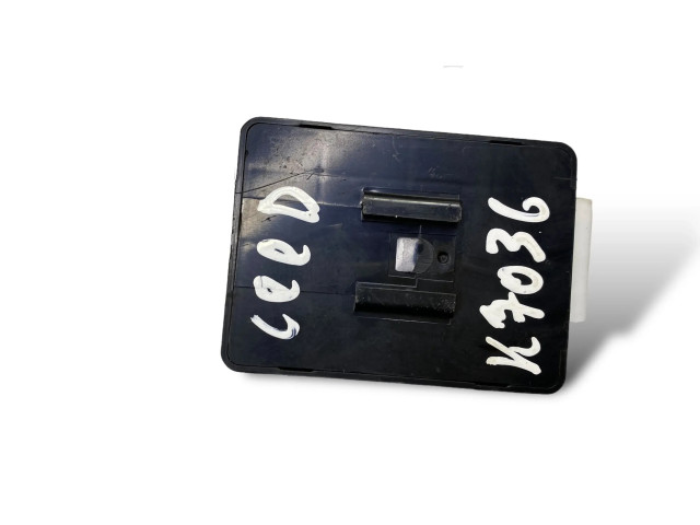 Řídící jednotka 0281016876, 391132A557 KIA Ceed 2010