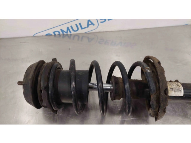 Передний амортизатор с пружиной