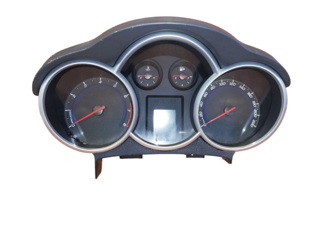 Přístrojová deska Chevrolet Cruze 94576297, 94576297