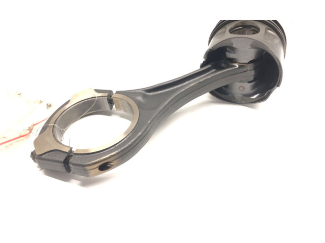 Поршень с шатуном 8340F Jeep Grand Cherokee (WK)