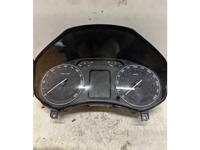Панель приборов 1Z0920842D, VD1069874 Skoda Octavia Mk2 (1Z)