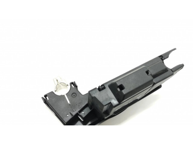 Минусовый провод (аккумулятора)