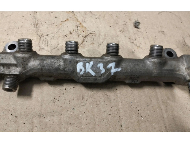 Vstřikovací lišta 04L130764C Volkswagen Tiguan