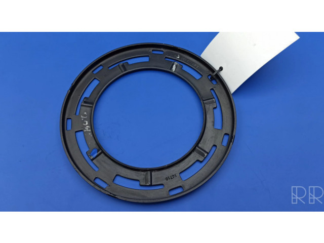 Гайка топливного насоса (топливного бака)