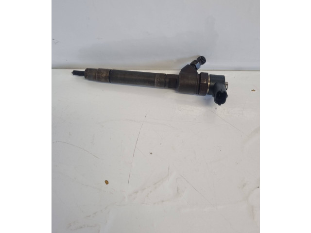 Форсунка 30777526    Volvo S80  B5244T 