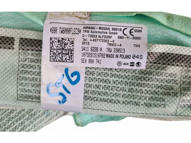 Боковая подушка безопасности 5E0880741, 34116228A   Skoda Octavia Mk3 (5E)