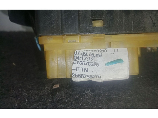 Turbodmychadlo Ручка стеклоочистителей Renault Captur H4B408