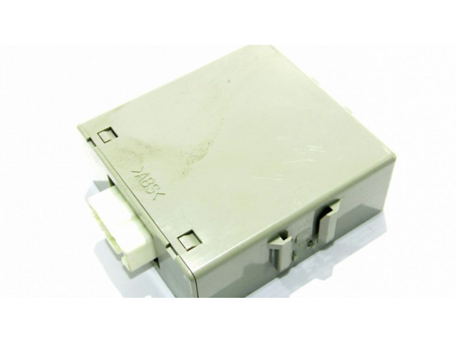 Блок управления 05033301AH Jeep Compass