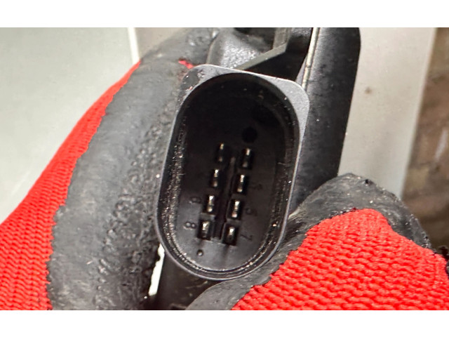 Датчик слепых зон 5Q0907685B   Volkswagen Golf Sportsvan