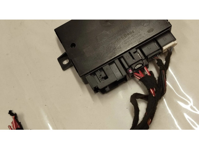 Блок управления крюка для прицепа