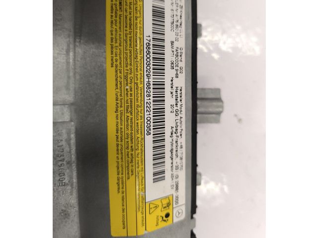 Подушка безопасности для колен 17686000009H68   Mercedes-Benz A W176