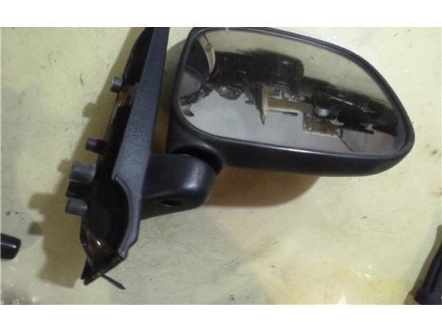 Зеркало (механическое) Nissan Vanette - года