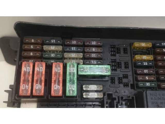 Pojistková skříňka A1645403372, A1645451740 Mercedes-Benz ML W164 2006