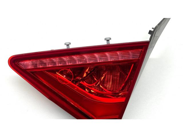 Задний фонарь правый 4G8945094 Audi A7 S7 4G 2011-2017 года