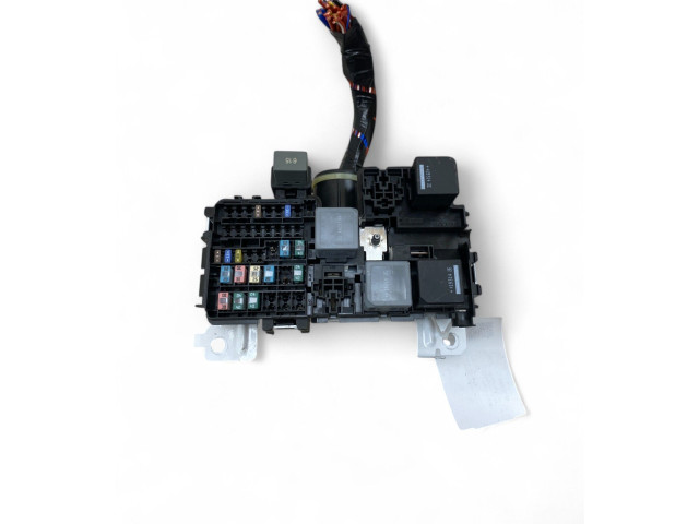 Блок предохранителей 31384034   Volvo XC90    