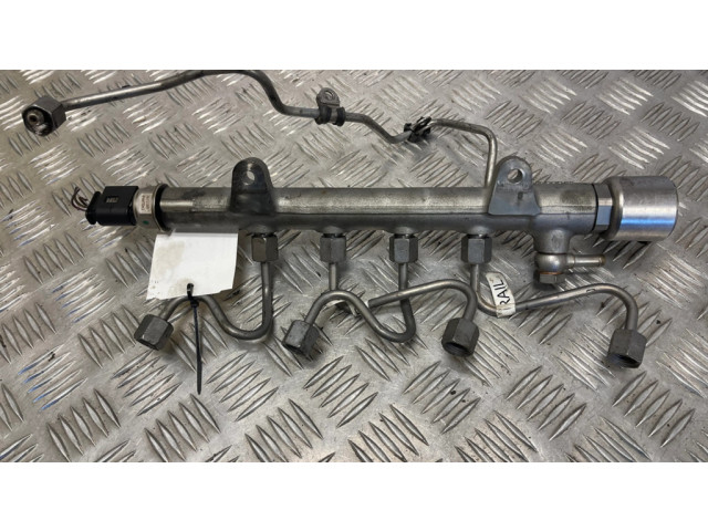 Магистральная трубка топлива