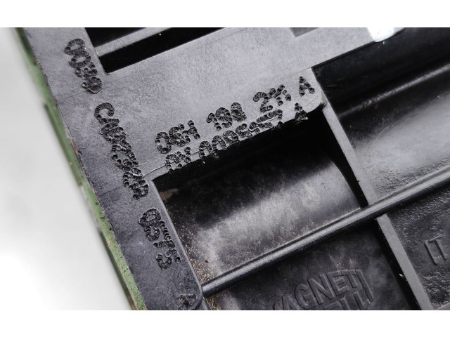 Всасывающий коллектор 06H198211A Audi A5 8T 8F для двигателя CABD