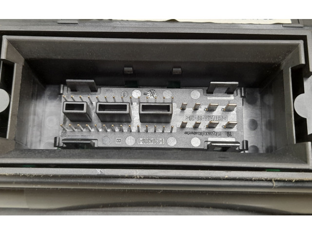 Přístrojová deska  Volkswagen PASSAT B6 2006 3C0920871E  