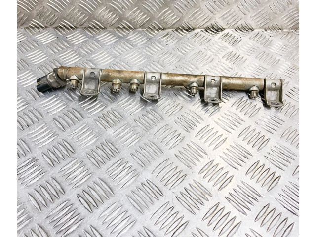 Vstřikovací lišta 7537319, 55PP1101 BMW 5 F10 F11 pro benzínový motor 4.4 N63 B44 A