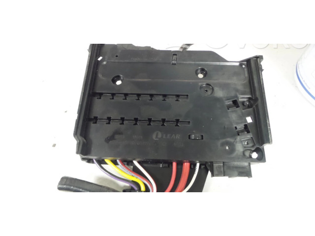 Блок предохранителей AV6T14A067BB, 1706692 Ford Transit - Tourneo Connect