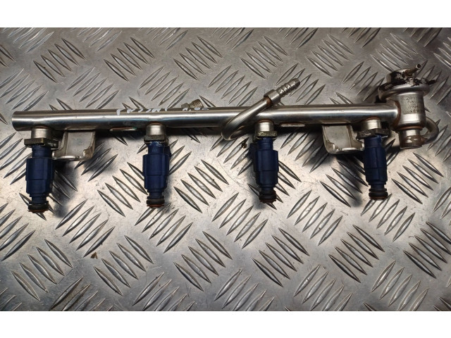 Топливная рампа 06B133681, 06B133551M   Volkswagen PASSAT B5.5  