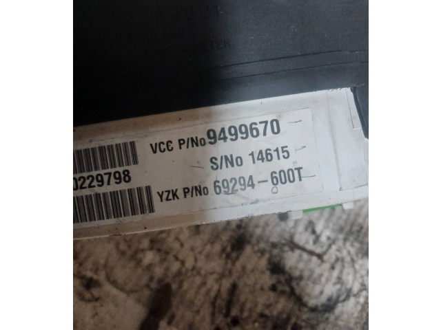 Přístrojová deska Volvo XC70 2002 9499670, 69294600T
