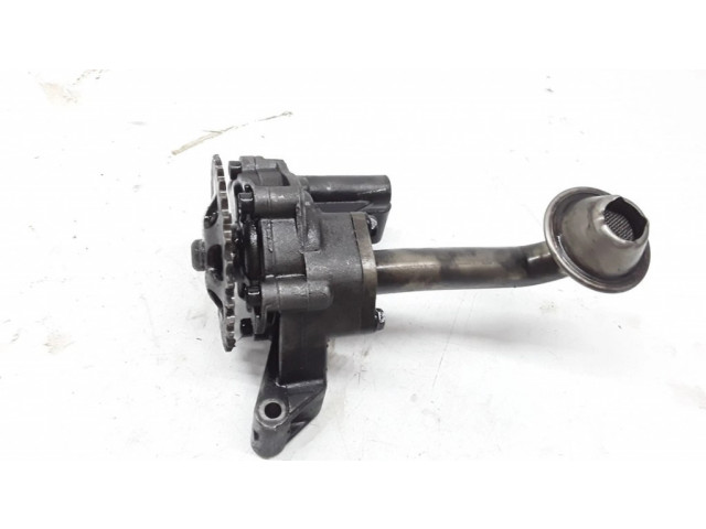 Масляный насос 06A115105 Volkswagen Golf IV