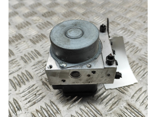 Блок АБС 4451033190   Lexus  ES 250 - 300 - 330   -  года