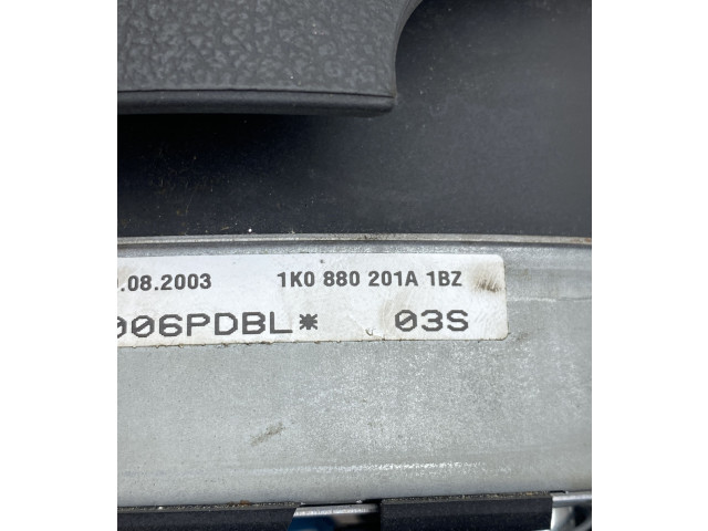 Подушка безопасности водителя 1K0880201A Volkswagen Touran I