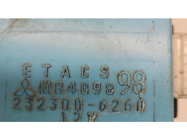 Блок предохранителей MR409898, 2323006260 Mitsubishi Pajero Sport I