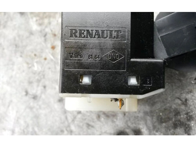 Переключатель дворников    Renault Clio III