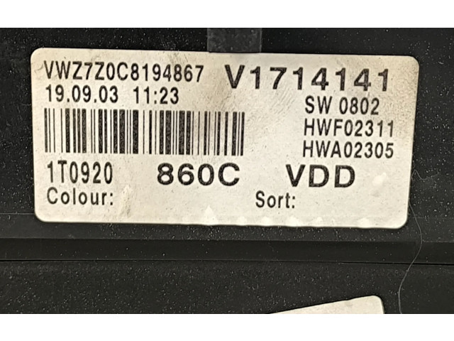 Панель приборов 1T0920, V1714141 Volkswagen Touran I