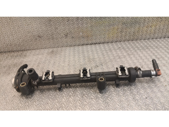 Топливная рампа 1600700195 Smart ForTwo I 0.6 для двигателя M 160.910