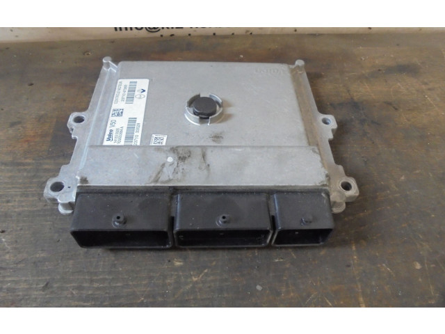 Řídící jednotka 237104736R, 141330935 Renault Clio IV 2014