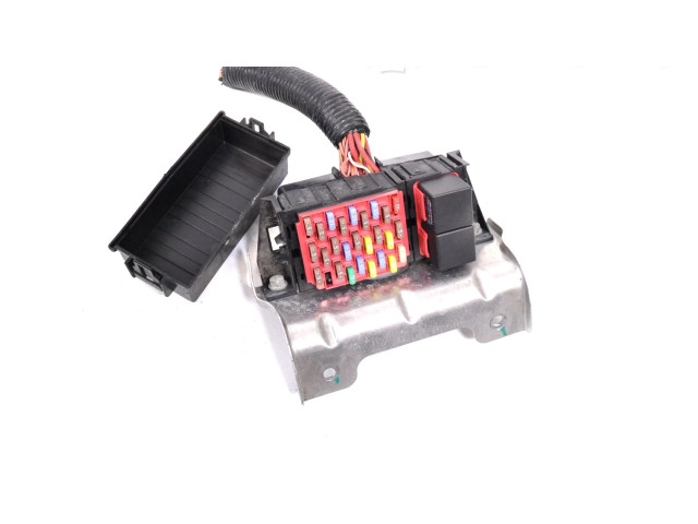 Блок предохранителей 101365000E Tesla Model S