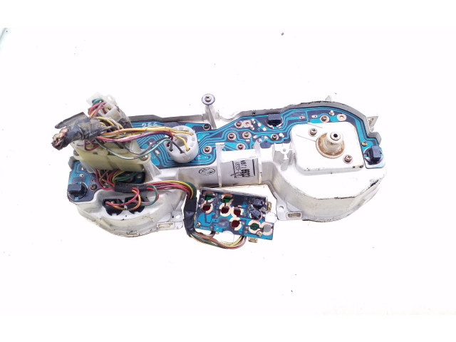 Přístrojová deska Mitsubishi Pajero 1987 MB716922, 69326370