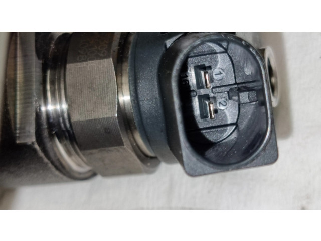 Vstřikovač 8514148, 8511626   BMW 4 F36 Gran coupe  pro naftový motor 2.0  