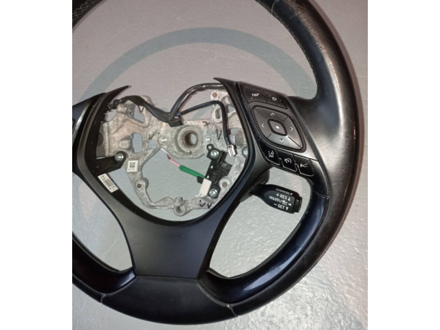 Руль Toyota C-HR I 2016 - 2023 года