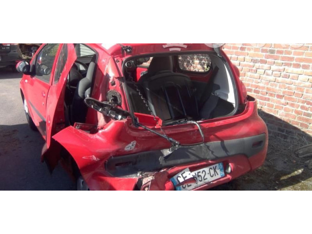 Зеркало электрическое        Peugeot 107  2005 - 2014 года   