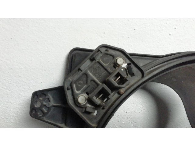 Вентилятор радиатора 823700600 Fiat Idea