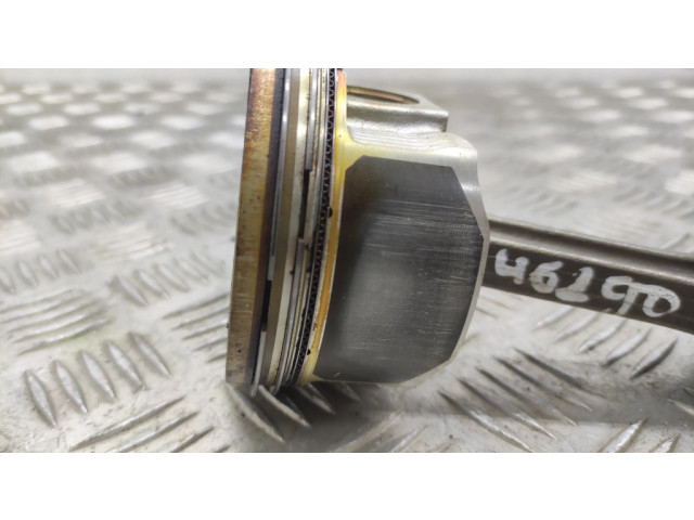 Поршень с шатуном Nissan 370Z для бензинового двигателя 3.7