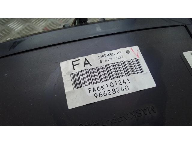 Панель приборов 96628240 Chevrolet Captiva