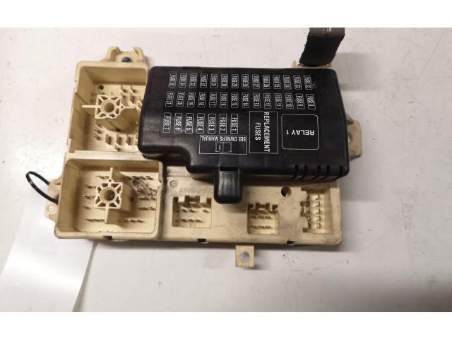 Блок предохранителей 6R8T14A067AA, 0811061 Jaguar S-Type